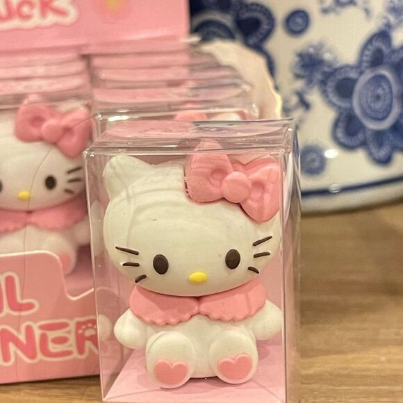 Brand new hello kitty figurine pencil sharpener brand, new in packaging - Picture 3 of 9
